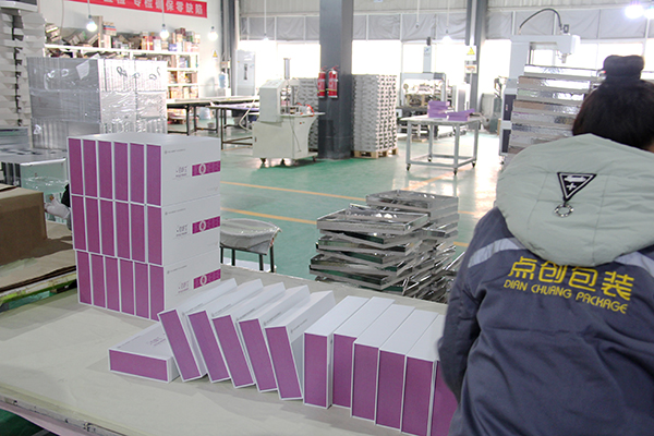 廠里---包裝盒定做 廠里---包裝盒定做